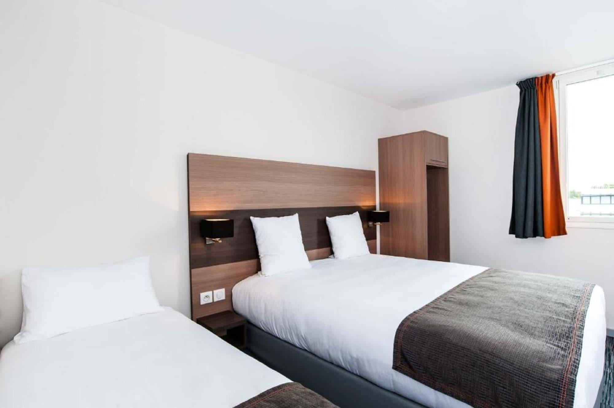 Dios Hotel Bruguieres Exteriör bild