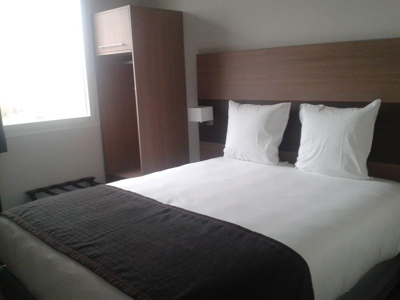 Dios Hotel Bruguieres Exteriör bild