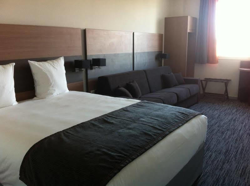 Dios Hotel Bruguieres Exteriör bild
